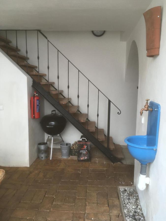 Apartmany Zluty Domecek Třeboň Exterior foto